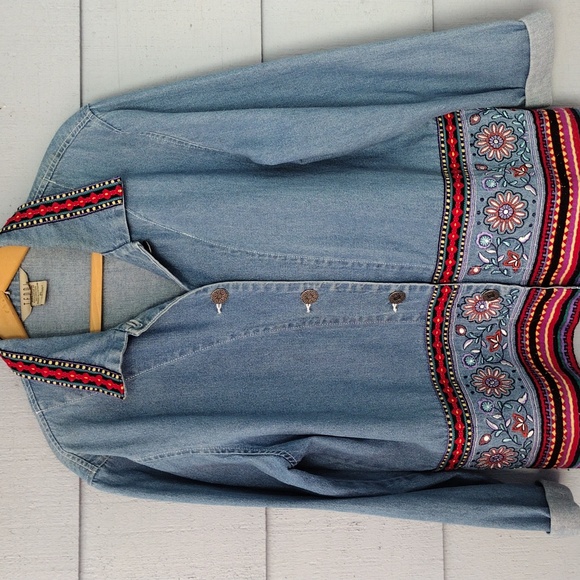 Denim Top with embroidery details - Picture 1 of 4